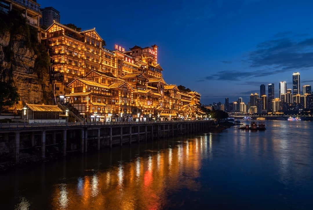 Modern China & Nature – Shanghai, Chengdu & Chongqing, 12 Days