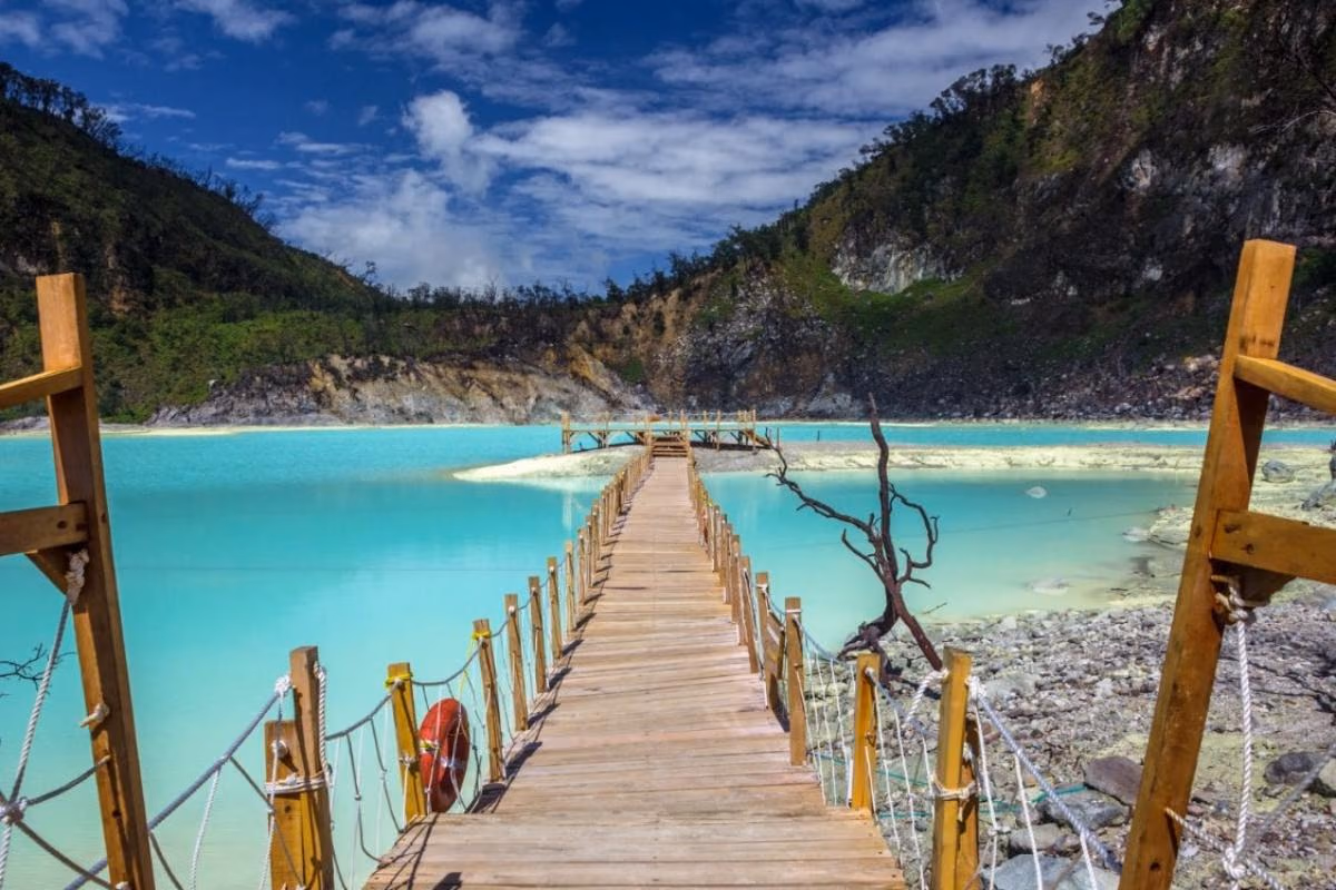 Jakarta, Puncak & Bandung – Nature and City Escape | 8 Days / 7 Nights