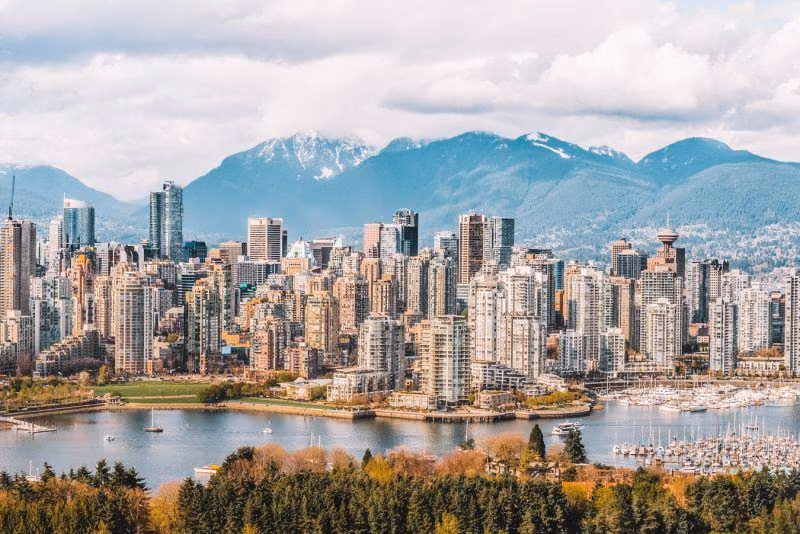 Western Canada Escape – Vancouver, Whistler & Banff, 12 Days