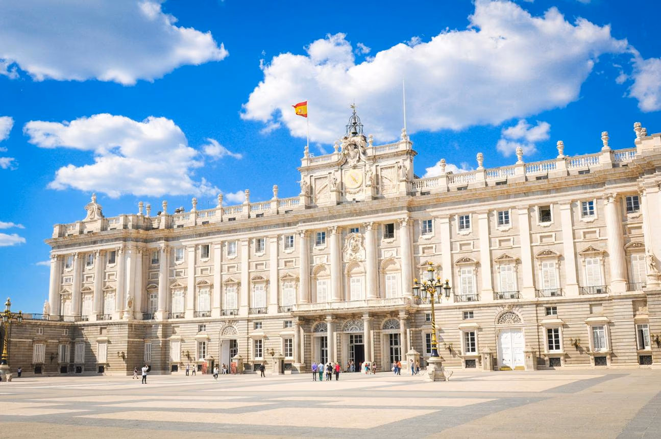 Spain Highlights – Madrid, Barcelona, Seville & Granada | 12 Days / 11 Nights