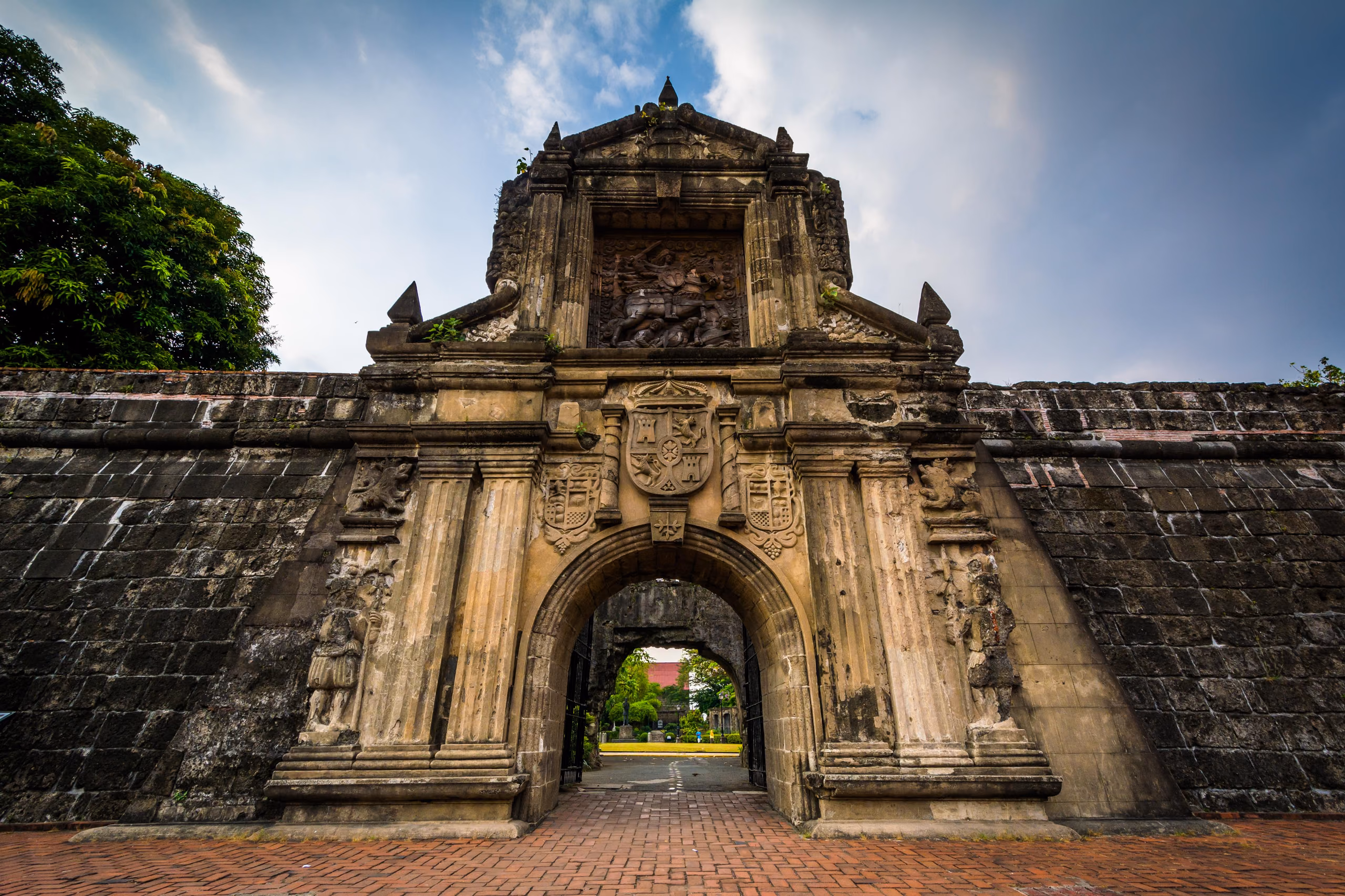 Beautiful Philippines – Manila & Boracay, 10 Days