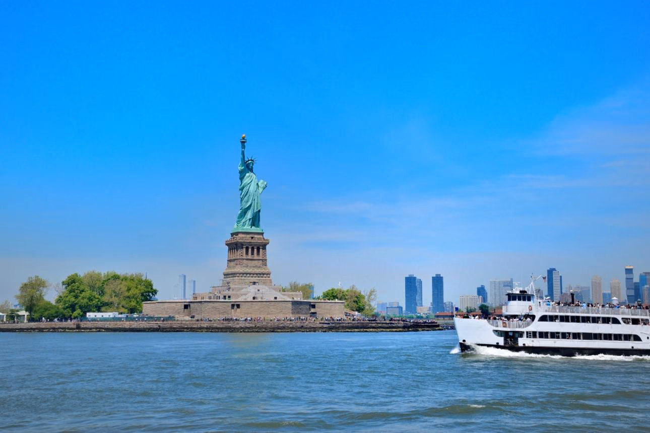Discover America – New York, Washington D.C. & Niagara Falls – 10 Days
