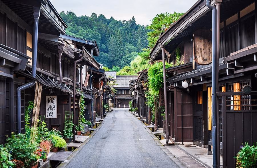 Traditional Japan – Tokyo, Takayama, Kanazawa & Kyoto, 10 Days